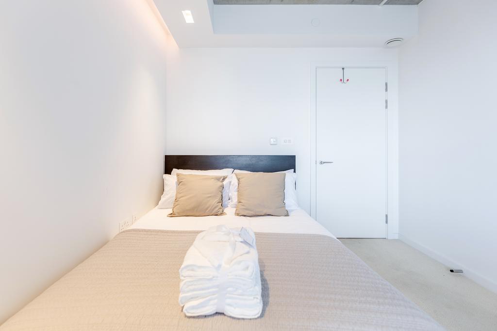 Royal Docks Penthouse Apartment London Ngoại thất bức ảnh