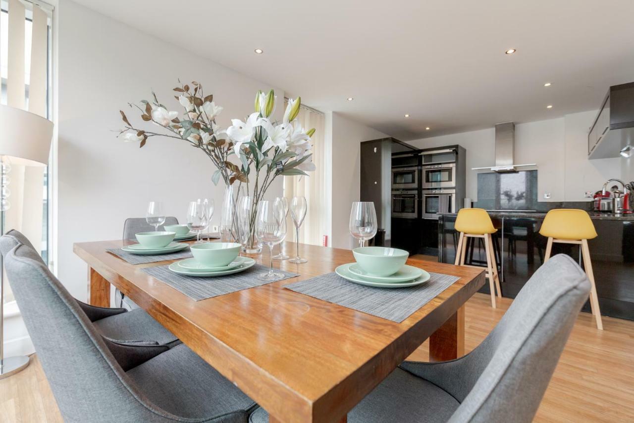 Royal Docks Penthouse Apartment London Ngoại thất bức ảnh